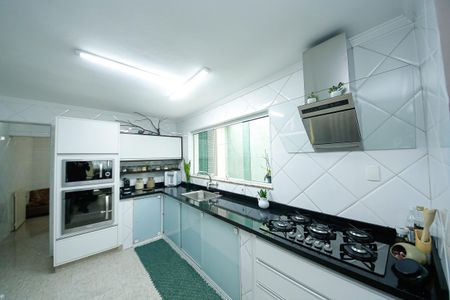 Casa de condomínio à venda com 190m², 3 quartos e 2 vagasCozinha