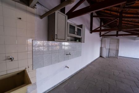 Casa à venda com 100m², 2 quartos e sem vagaÁrea de Serviço