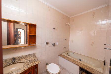 Casa à venda com 100m², 2 quartos e sem vagaBanheiro do Quarto 1