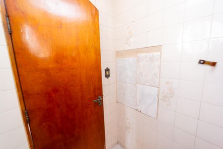 Lavabo de casa à venda com 2 quartos, 100m² em Vila Paulistania, São Paulo