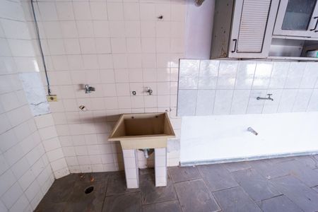 Casa à venda com 100m², 2 quartos e sem vagaÁrea de Serviço