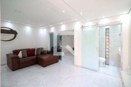 Casa à venda com 2 quartos, 237m² em Santa Maria, São Caetano do Sul