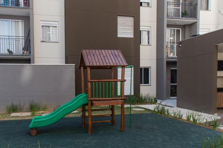 Apartamento para alugar com 38m², 2 quartos e 1 vaga Apartamento para alugar com 38m², 2 quartos e 1 vagaÁrea comum - Playground