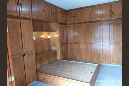 Casa à venda com 3 quartos, 270m² em Jaguaré, São Paulo