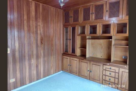 Casa à venda com 3 quartos, 270m² em Jaguaré, São Paulo