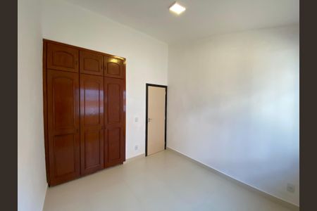 Casa de condomínio para alugar com 330m², 5 quartos e 2 vagas Casa de condomínio para alugar com 330m², 5 quartos e 2 vagasQuarto 3
