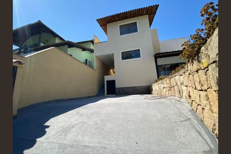 Casa de condomínio para alugar com 330m², 5 quartos e 2 vagas Casa de condomínio para alugar com 330m², 5 quartos e 2 vagasGaragem