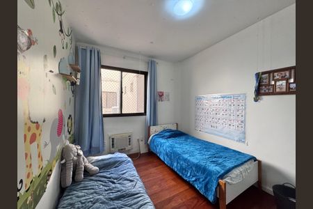 Apartamento à venda com 180m², 5 quartos e 2 vagasQuarto 2