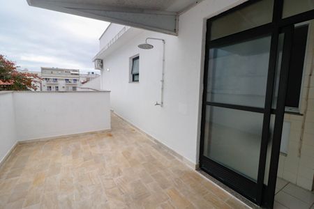 Apartamento à venda com 151m², 3 quartos e 3 vagas Apartamento à venda com 151m², 3 quartos e 3 vagasVaranda da Sala