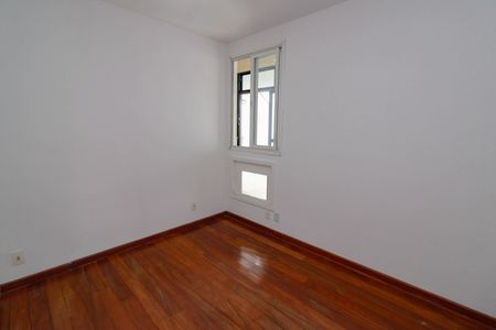 Apartamento à venda com 151m², 3 quartos e 3 vagas Apartamento à venda com 151m², 3 quartos e 3 vagasQuarto