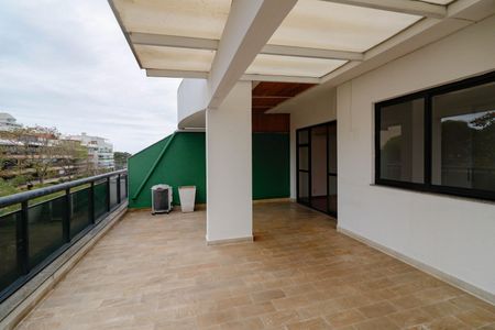 Apartamento à venda com 151m², 3 quartos e 3 vagas Apartamento à venda com 151m², 3 quartos e 3 vagasVaranda da Sala