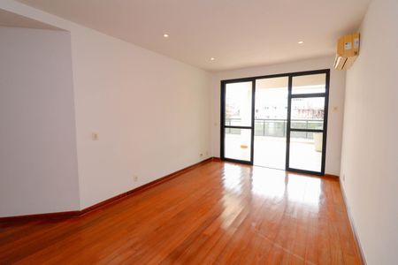 Sala de apartamento à venda com 3 quartos, 151m² em Barra da Tijuca, Rio de Janeiro
