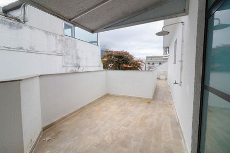 Apartamento à venda com 151m², 3 quartos e 3 vagas Apartamento à venda com 151m², 3 quartos e 3 vagasVaranda da Sala