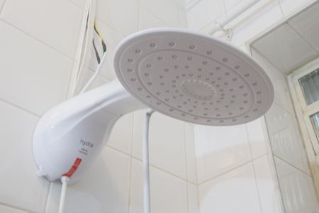 Casa à venda com 315m², 5 quartos e 4 vagas Casa à venda com 315m², 5 quartos e 4 vagasBanheiro Suíte