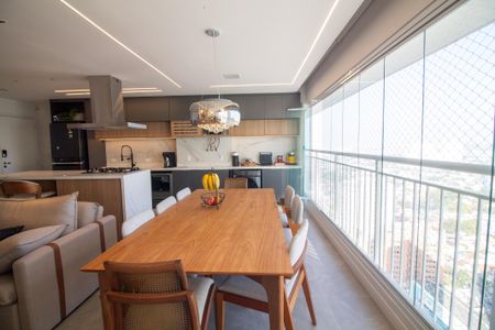 Apartamento à venda com 81m², 2 quartos e 1 vagaSala de Jantar