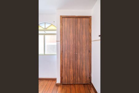 Apartamento à venda com 90m², 3 quartos e 2 vagasQuarto 2