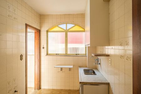 Apartamento à venda com 90m², 3 quartos e 2 vagasCozinha