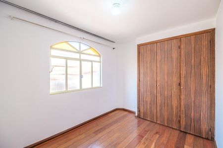 Apartamento à venda com 90m², 3 quartos e 2 vagasSuíte