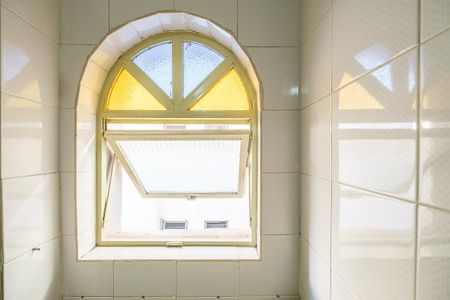 Apartamento à venda com 90m², 3 quartos e 2 vagasBanheiro - torneira