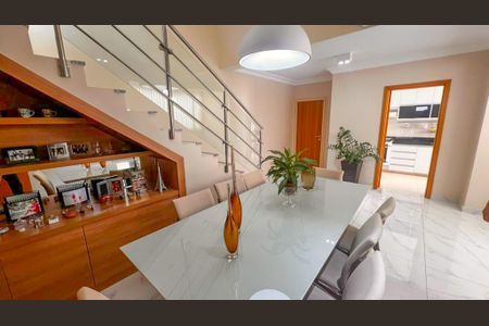 Sala de apartamento à venda com 4 quartos, 190m² em Sagrada Família, Belo Horizonte