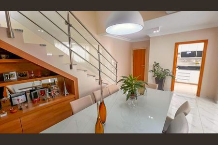 Apartamento à venda com 190m², 4 quartos e 3 vagasSala