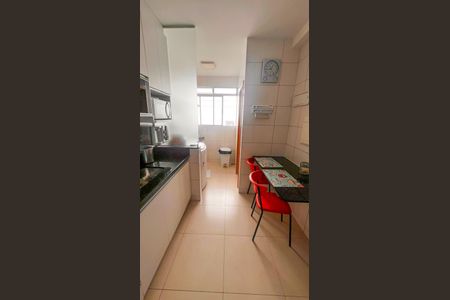 Apartamento à venda com 190m², 4 quartos e 3 vagasCozinha