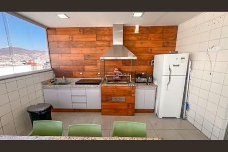 Apartamento à venda com 190m², 4 quartos e 3 vagasVaranda gourmet