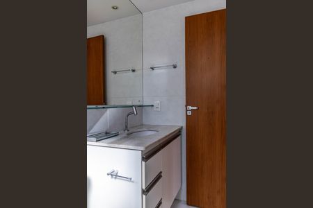 Apartamento à venda com 206m², 4 quartos e 3 vagasBanheiro da Suíte 4