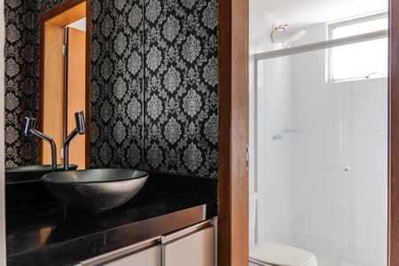 Apartamento à venda com 206m², 4 quartos e 3 vagasBanheiro Social 