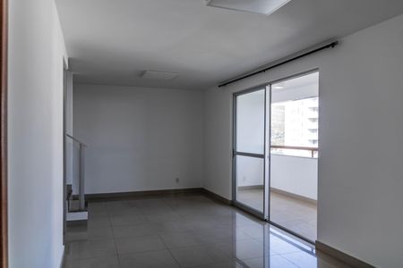 Apartamento à venda com 206m², 4 quartos e 3 vagasSala 1