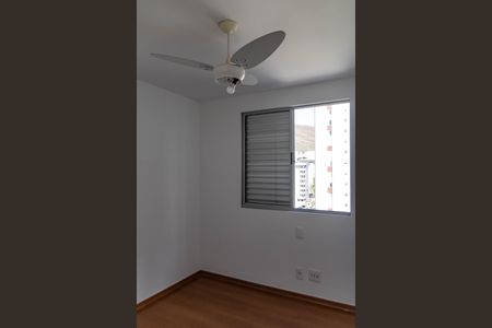 Apartamento à venda com 206m², 4 quartos e 3 vagasQuarto 2