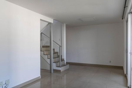 Apartamento à venda com 206m², 4 quartos e 3 vagasSala 1
