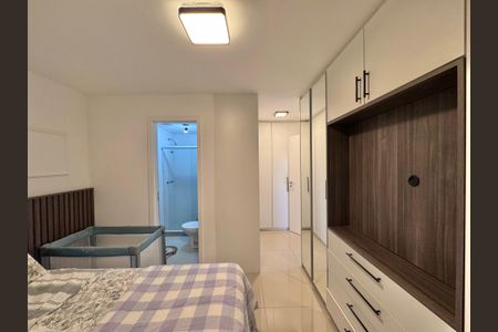 Apartamento à venda com 93m², 3 quartos e 2 vagasSuíte 1