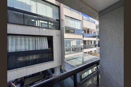 Apartamento à venda com 93m², 3 quartos e 2 vagasVaranda da Suíte 1
