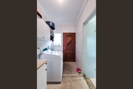 Casa à venda com 272m², 3 quartos e 4 vagas Casa à venda com 272m², 3 quartos e 4 vagasÁrea de Serviço