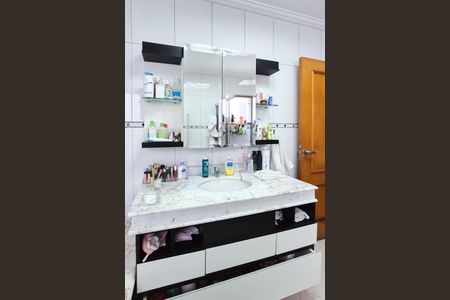 Casa à venda com 272m², 3 quartos e 4 vagas Casa à venda com 272m², 3 quartos e 4 vagasBanheiro da Suíte 3