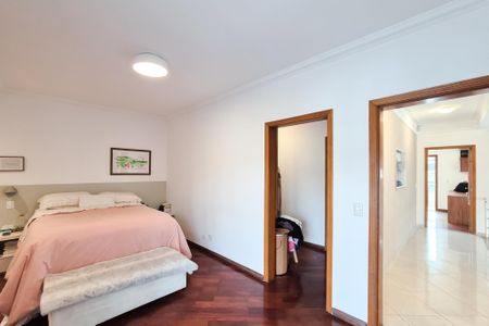 Casa à venda com 272m², 3 quartos e 4 vagas Casa à venda com 272m², 3 quartos e 4 vagasSuíte 3