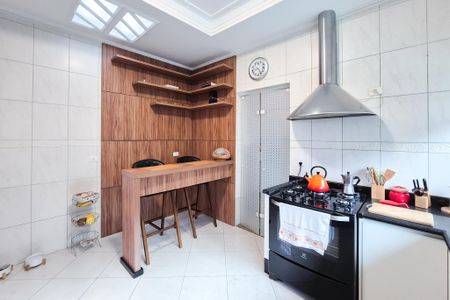 Casa à venda com 272m², 3 quartos e 4 vagas Casa à venda com 272m², 3 quartos e 4 vagasCozinha