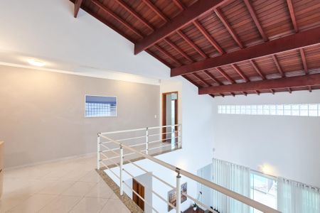 Casa à venda com 272m², 3 quartos e 4 vagas Casa à venda com 272m², 3 quartos e 4 vagasSala 2