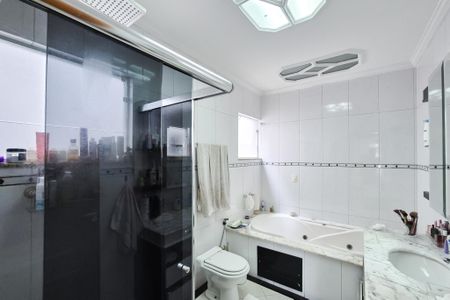 Casa à venda com 272m², 3 quartos e 4 vagas Casa à venda com 272m², 3 quartos e 4 vagasBanheiro da Suíte 3