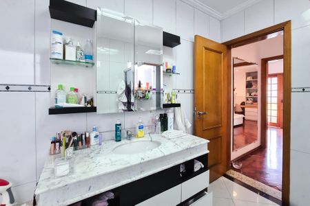 Casa à venda com 272m², 3 quartos e 4 vagas Casa à venda com 272m², 3 quartos e 4 vagasBanheiro da Suíte 3