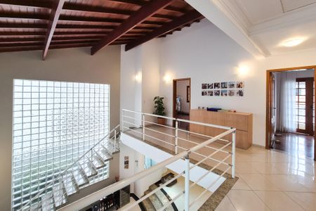 Casa à venda com 272m², 3 quartos e 4 vagas Casa à venda com 272m², 3 quartos e 4 vagasSala 2