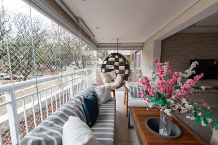 Apartamento à venda com 149m², 3 quartos e 3 vagasVaranda