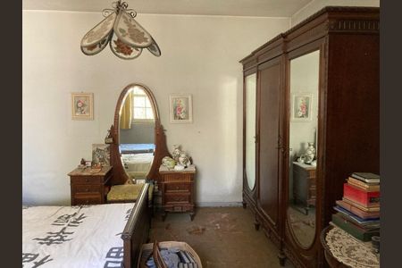 Casa à venda com 4 quartos, 235m² em Moema, São Paulo