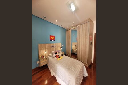 Casa à venda com 565m², 4 quartos e 10 vagas