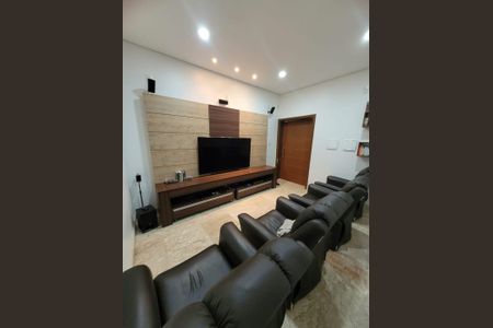 Casa à venda com 4 quartos, 565m² em Jardim Paraíso, Campinas