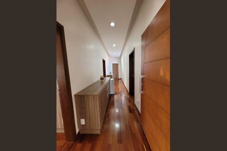 Casa à venda com 565m², 4 quartos e 10 vagas