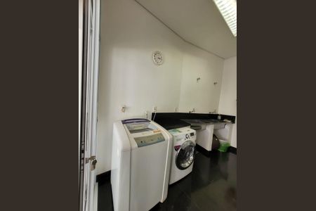 Casa à venda com 565m², 4 quartos e 10 vagas