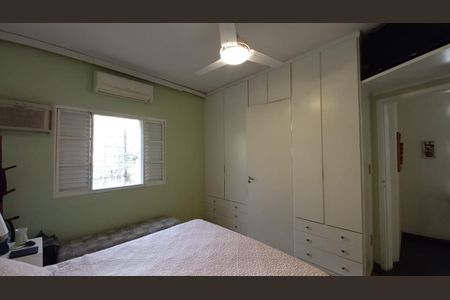 Casa à venda com 154m², 3 quartos e 2 vagas