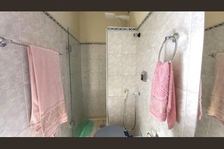 Casa à venda com 154m², 3 quartos e 2 vagas